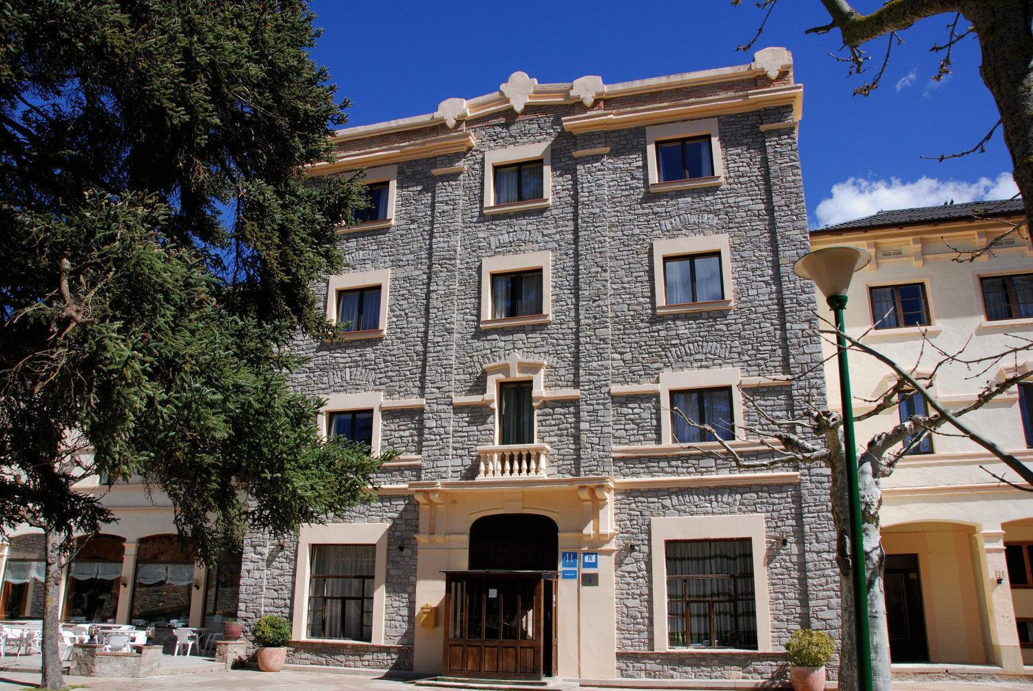 Hotel Balneari De Vallfogona De Riucorb Exterior foto